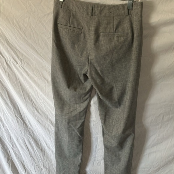 Banana Republic: Gray Ryan Curvy Fit Straight Leg- 2 - Picture 13 of 16